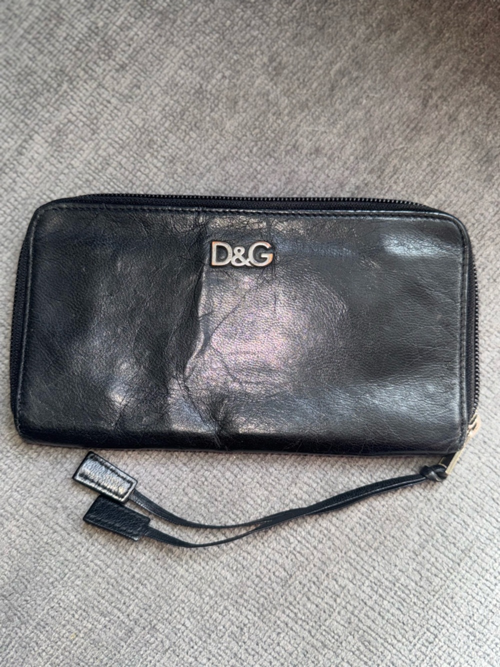 Dolce & Gabbana Black Leather Zip Around Wallet Leopard Interior